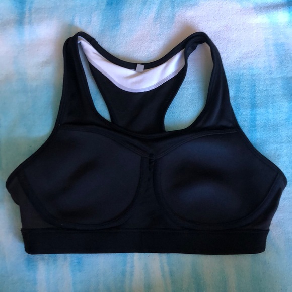 Nike Sports Bra - Picture 5 of 8